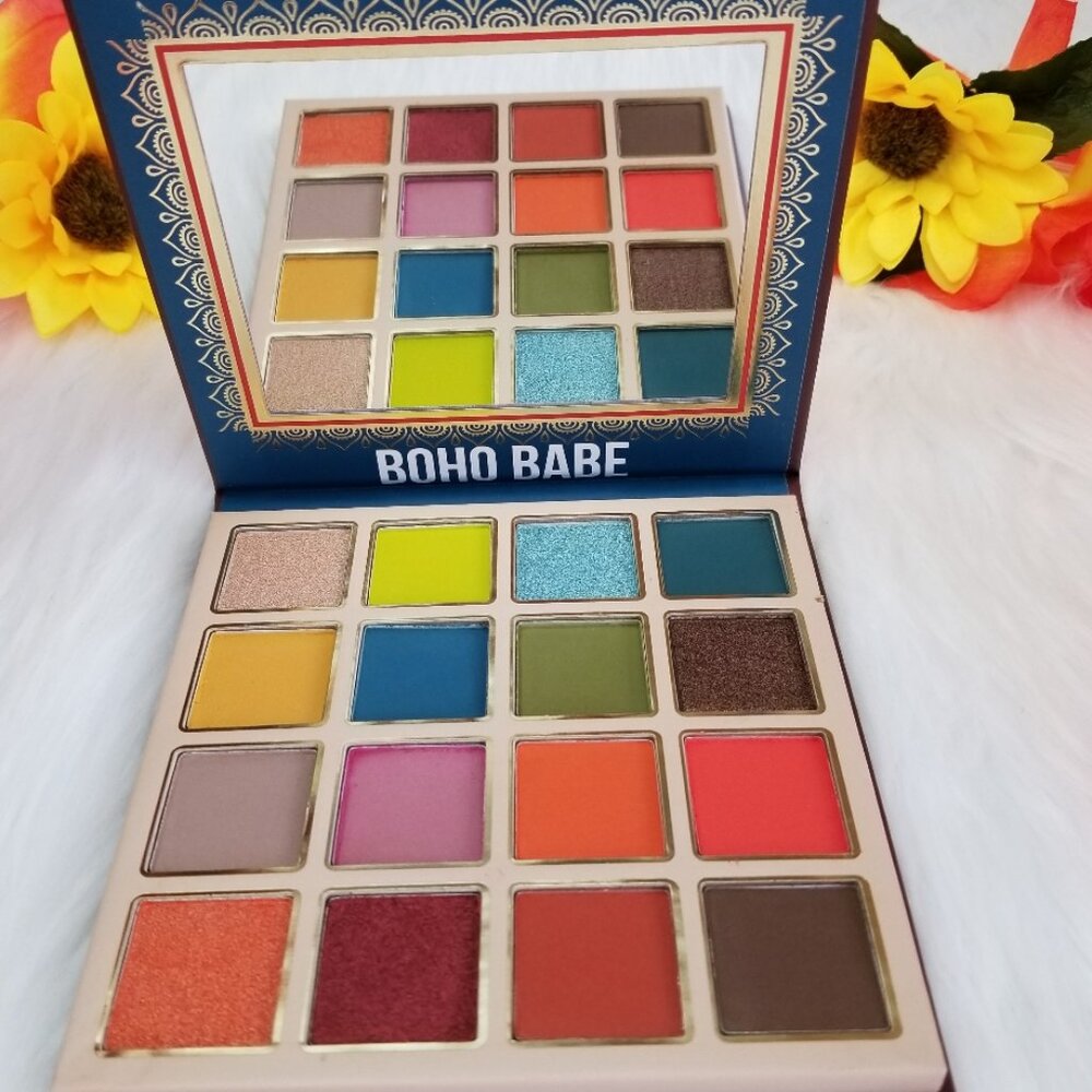 BOHO BABE  16' Eyeshadow Pallet